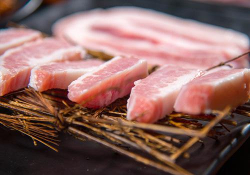 尿酸高痛风能吃猪肉吗 尿酸高痛风可以吃猪头肉吗