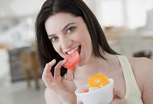 孕妇缺钙吃什么水果好（孕妇缺铁和钙吃什么水果）