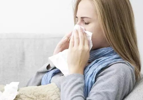 为什么冬季鼻炎症状会加重 为什么冬季鼻炎会加重?