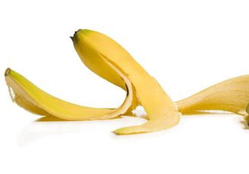 香蕉皮煮水的功效 香蕉皮煮水的功效与作用泡脚