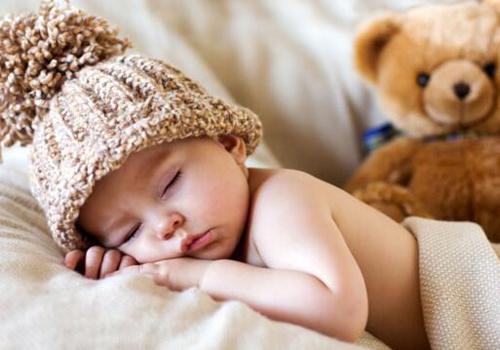 宝宝睡觉磨牙是什么原因（五岁宝宝睡觉磨牙是什么原因）