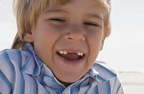 孩子换牙期间需要补什么（孩子换牙期间需要补什么维生素）