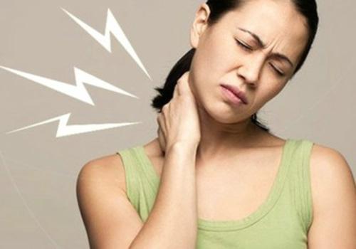 肩周炎和颈椎病的区别 肩周炎和颈椎病的区别图片