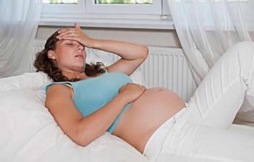 孕妇中暑的症状（孕妇中暑的症状及治疗方法）