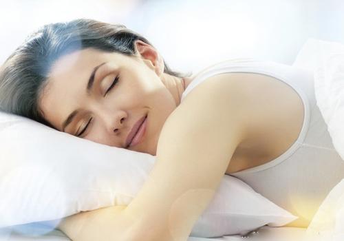 睡觉如何防止打呼噜 睡觉怎样避免打呼噜
