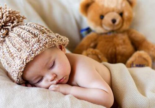 宝宝错误的睡觉方式 宝宝错误的睡觉方式是什么