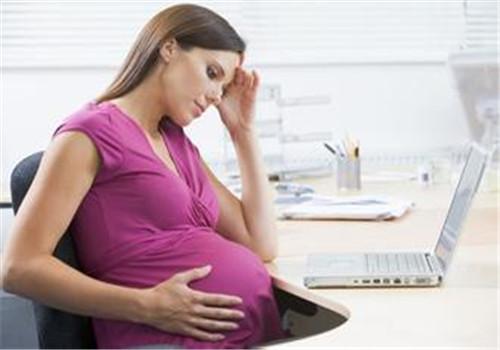 孕妇抑郁对胎儿的影响（孕妈抑郁对胎儿的影响）