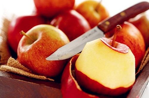 苹果皮的功效与作用 苹果皮的功效与作用和副作用