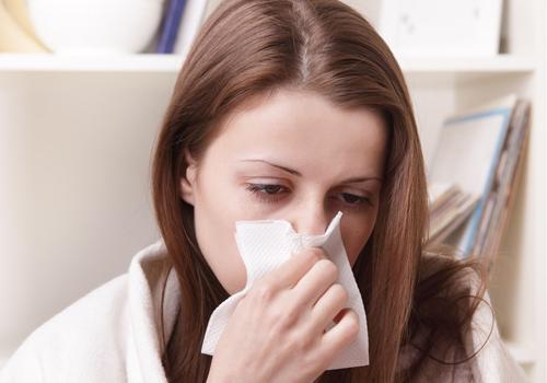 鼻炎是什么原因引起的 慢性鼻炎是什么原因引起的