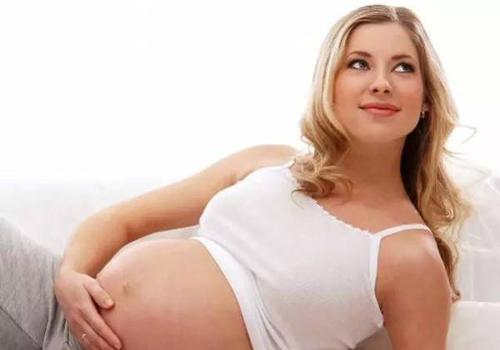 怀孕一个月肚子会变大吗（女生怀孕一个月肚子会变大吗）