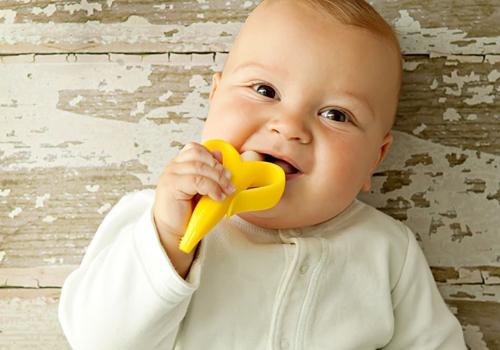 宝宝磨牙是有虫子吗 宝宝偶尔磨牙是有寄生虫吗