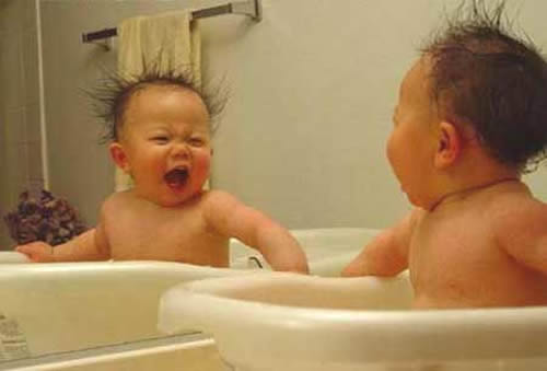 婴儿洗澡注意事项 刚出生的婴儿洗澡注意事项