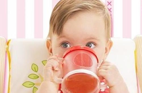 宝宝不喝水可以加葡萄糖吗（婴儿不喝开水能加葡萄糖）