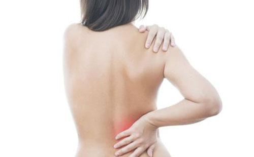 女性经常腰痛是什么原因（女性经常腰痛是什么原因引起的）