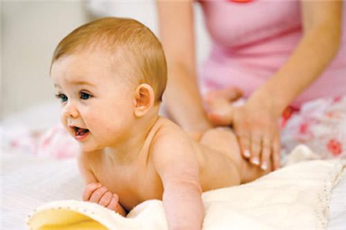 宝宝腹泻是什么原因（宝宝腹泻是什么原因造成,该怎么解决）