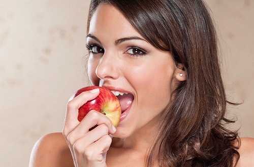 晚上吃苹果会发胖吗 减肥晚上吃苹果会发胖吗