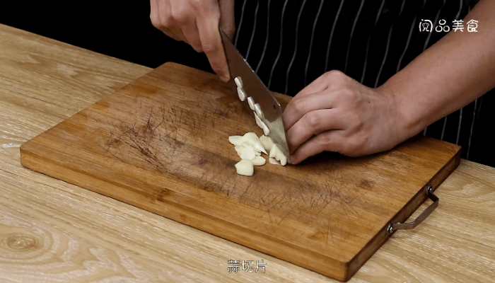 鸡肉炖土豆 鸡肉炖土豆的做法