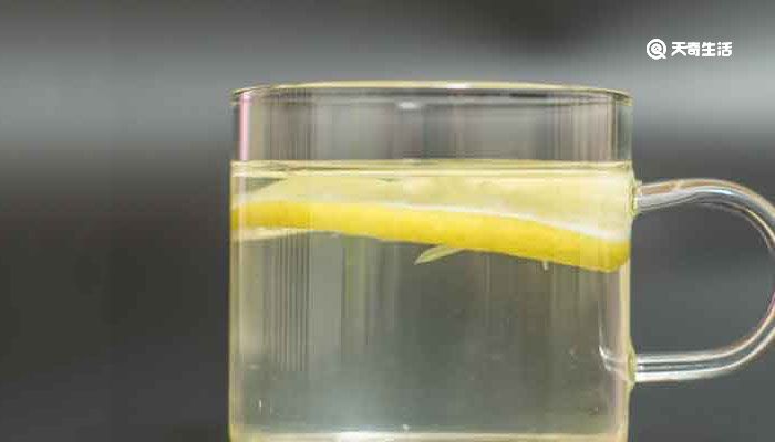 柠檬蜂蜜水的功效 柠檬蜂蜜水的功效与作用