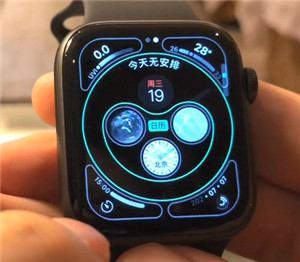 Apple Watch Series 5怎么自定义表盘