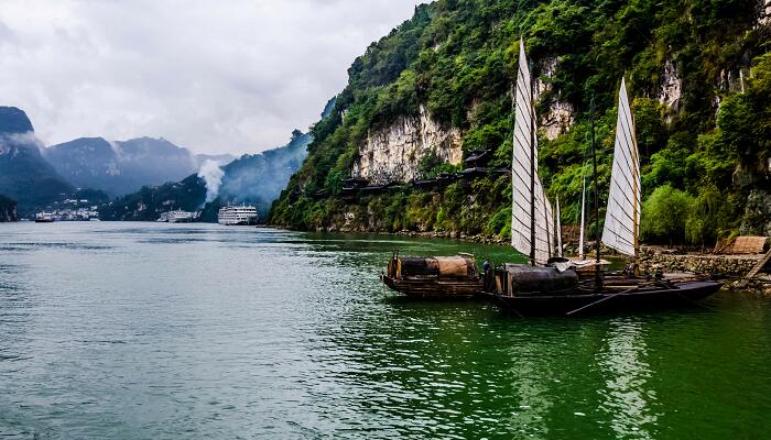 长江三峡指的是哪三峡 长江三峡分别是指什么