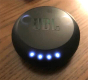 JBL FREE X蓝牙耳机的指示灯