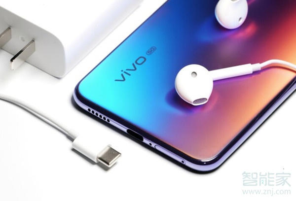 vivos7有耳机孔吗