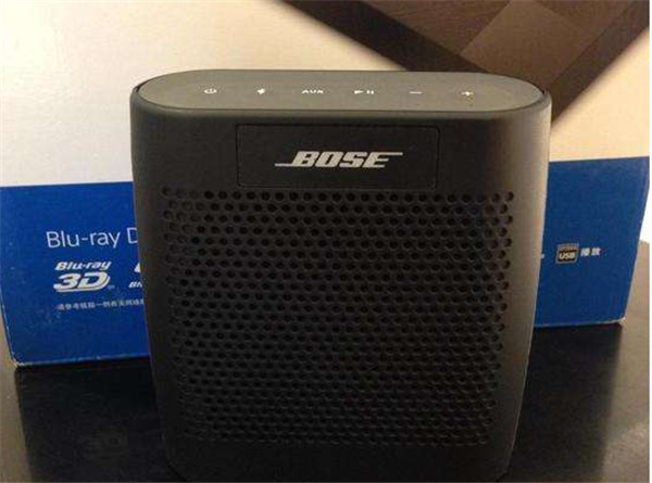 解决Bose SoundLink Color2蓝牙音响连接交流电源时扬声器不启动的问题