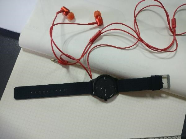 联想watch9如何查看手表电量