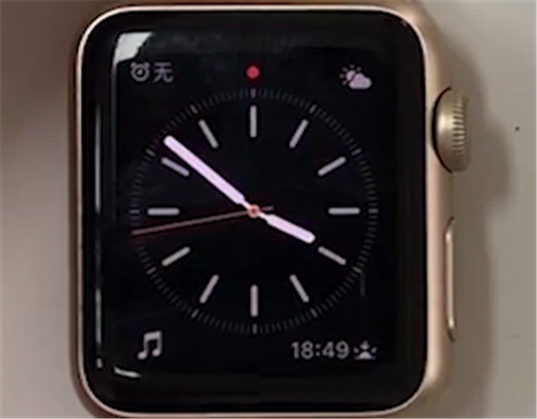 Apple Watch Series 4蜂窝网络款怎么设置表盘