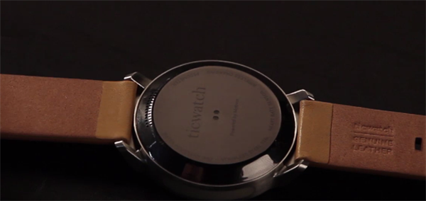 TicWatch Pro智能手表怎么拆卸表带