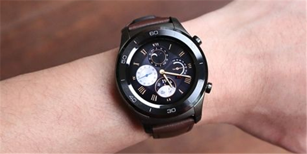华为watch2 Pro智能手表怎么亮屏
