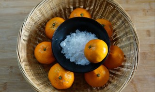 吃桔子的简便方法 简单吃橘子方法