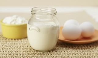 牛奶怎么做酸奶 用纯牛奶怎么做酸奶