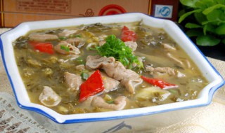 酸菜肥肠汤的做法 简单的酸菜肥肠汤做法介绍