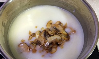 蘑菇浓汤的做法 蘑菇浓汤的做法介绍