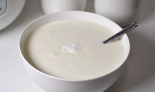 过期牛奶可以做酸奶吗 过期牛奶可以做什么