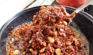 红米辣椒酱怎么做 小米椒辣椒酱的经典做法