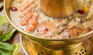 东北酸菜海鲜锅的做法 方法教给你