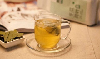 喝荷叶茶有什么好处和坏处 经常喝荷叶茶的利弊