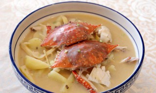 海鲜菇螃蟹汤的做法 海鲜菇螃蟹汤的做法简单介绍