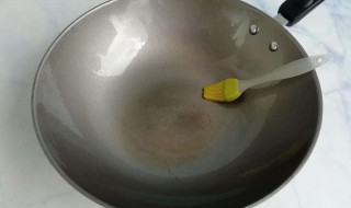 铁锅粘锅怎么处理 铁锅粘锅如何处理