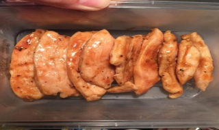 鸡胸肉怎么做好吃步骤 如何做鸡胸肉简单好吃？
