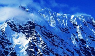 西岭雪山夏天有雪吗 一年四季都有雪