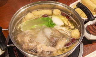 清汤鸡肉火锅可以加哪些配菜呢 清汤鸡肉火锅可以加什么配菜呢