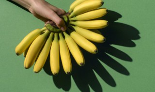 香蕉煮冰糖的做法 香蕉煮冰糖的做法是什么