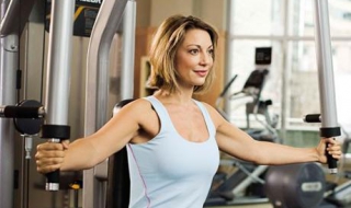 如何练胸肌 练胸肌的运动方法有哪些