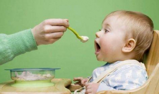 婴儿饮食应注意哪些问题 婴儿不能吃哪些食物