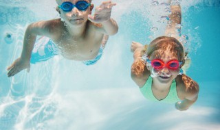 小孩游泳的好处有哪些 儿童游泳的好处介绍