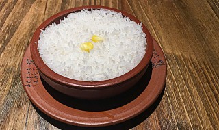 一个人干饭要多少米 煮米饭定量怎么把控