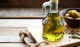 橄榄油的美容功效和使用方法 橄榄油的美容功效和使用方法有哪些